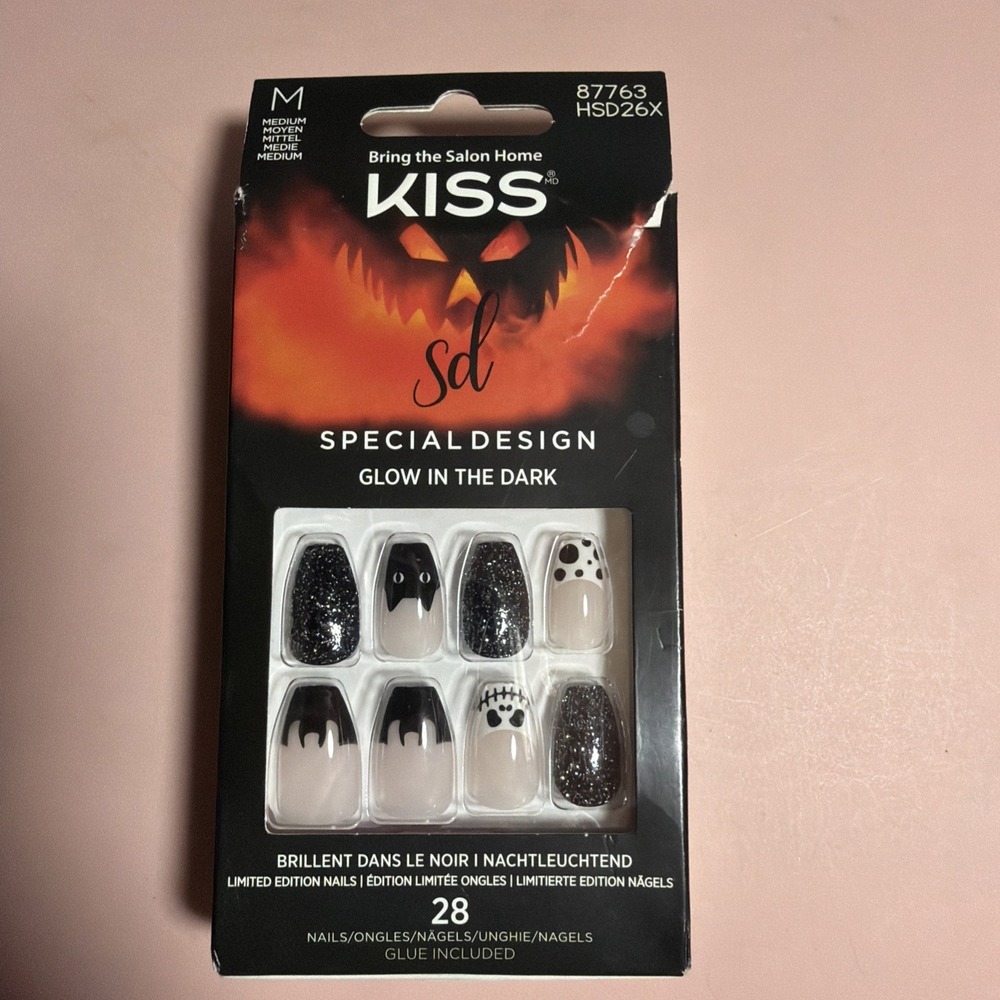 KISS Special Design Glow in the Dark Halloween Medium